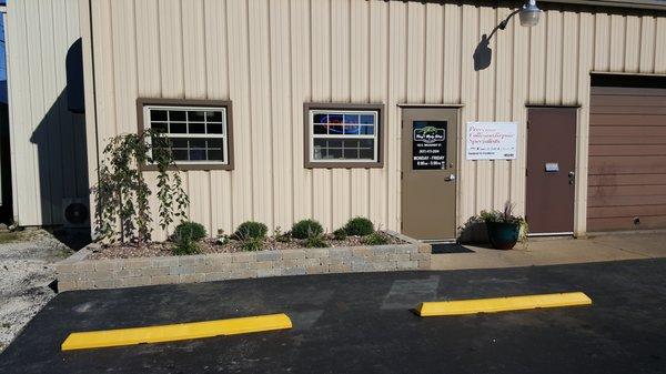 Tony's Body Shop & Service Center