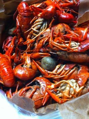 Boil crawfish