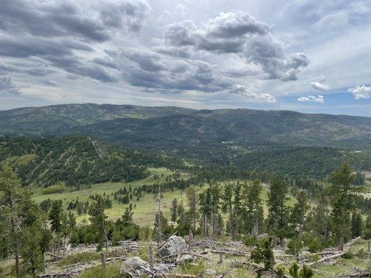 The view of a hike that you can do at Medicine mountain scout ranch