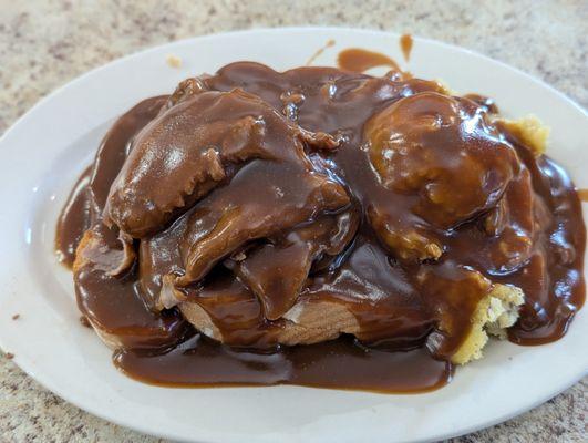 Open face hot roast beef - excellent mashed potatoes