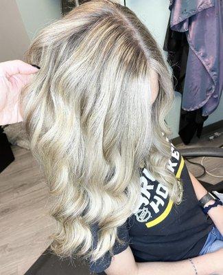 Honey & Buzz Salon