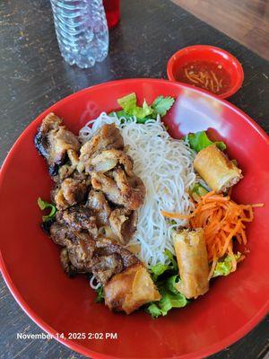 Vermicelli with beef