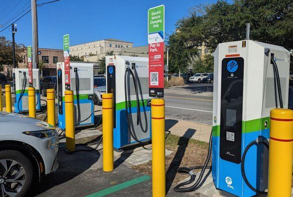 FPL Evolution Charging Stations