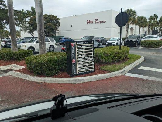 Village Shoppes, Royal Palm Beach