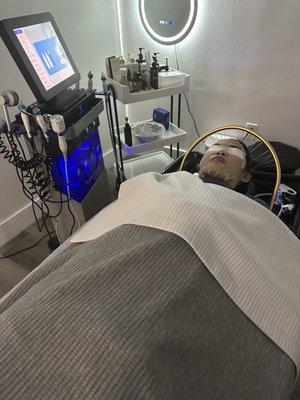 hydra facial and scalp SPA