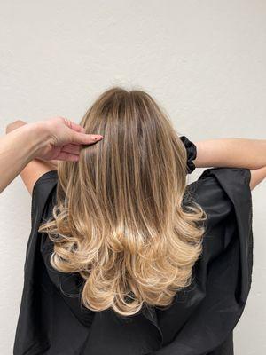 Blonde balayage