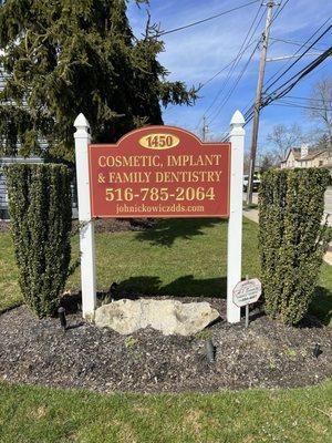 John P Ickowicz, DDS