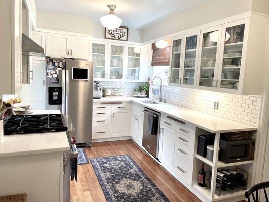 Reface- new doors and drawers and paint