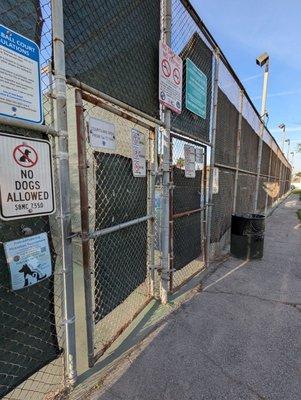 Entrance to the pickleball and tennis courts