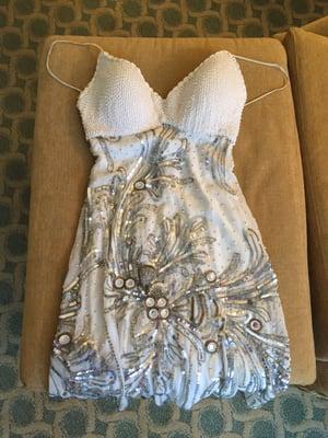 Dress looks ok from far. But it's a total crap. They sell dresses that are badly damaged and won't accept exchange or return.