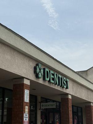 123 Greenleaf Dental Care