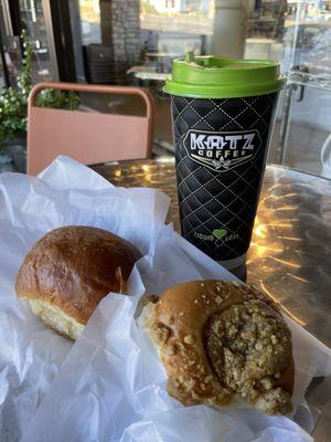 Dos Gatos Kolache Bakery