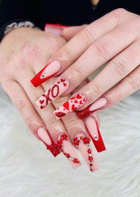 House of Hue Nails & Spa