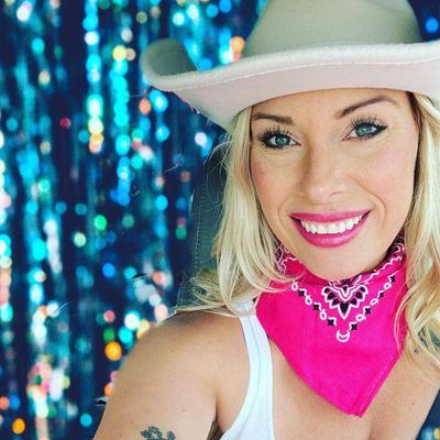 Hi! I'm Casey, owner of RISE Beauty Co.