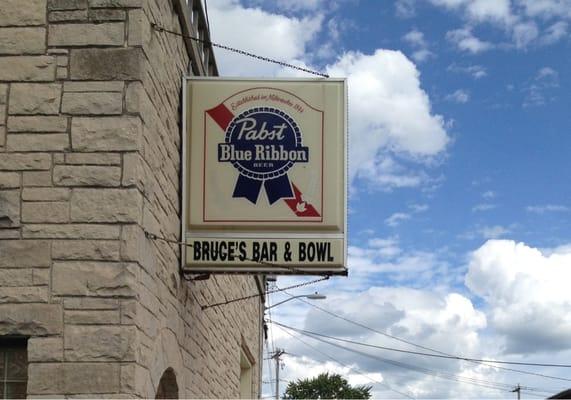Bruce's Bar & Bowl