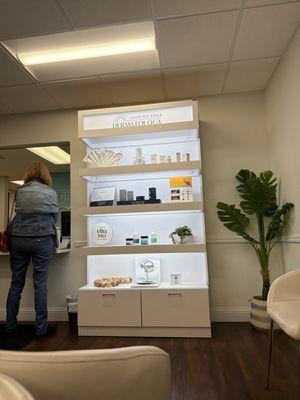 Leading Edge Dermatology: Elyse Julian, DO, FAAD