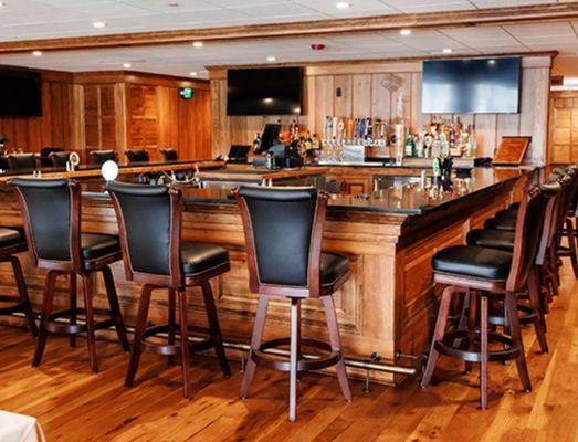 Pasquaney Restaurant SAL'S Birch Bar