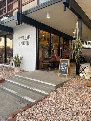 Such a cute storefront