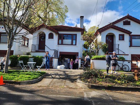 Exterior (it's in the garage)