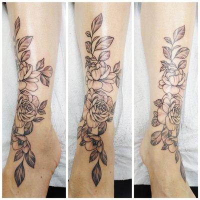 Tattoo, Flower tattoo, black and white tattoo