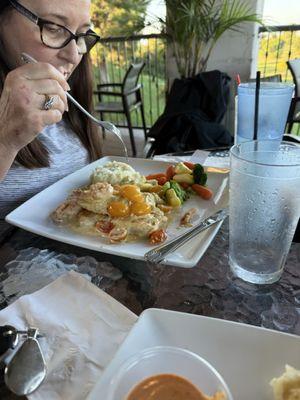 19 Restaurant & Lounge