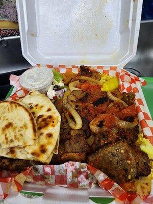 Spicy beef gyro dinner platter($15+tax)