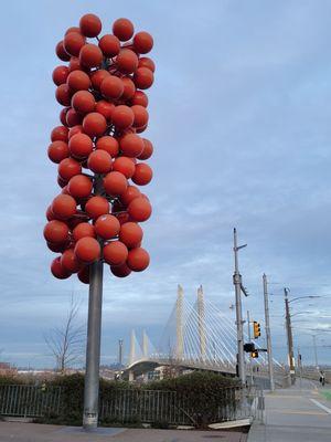 Tilikum Crossing: Bridge of the People