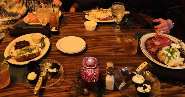 Captain's Anchorage Restaurant and Bar