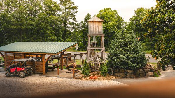 Gem Mining Sluiceway