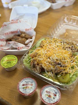 Grilled chicken salad with 5 piece wing(garlic parmigiana) combo