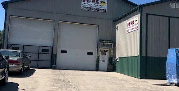 R & B Motors & Body Shop