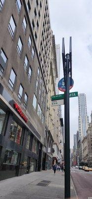 362 Fifth Avenue, between 34th & 35th streets, Street View