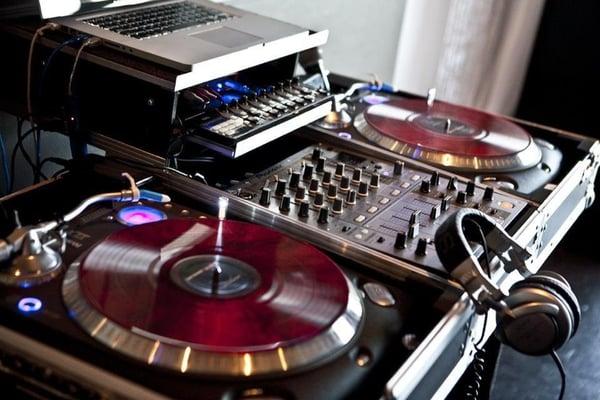 Big Deal Entertainment