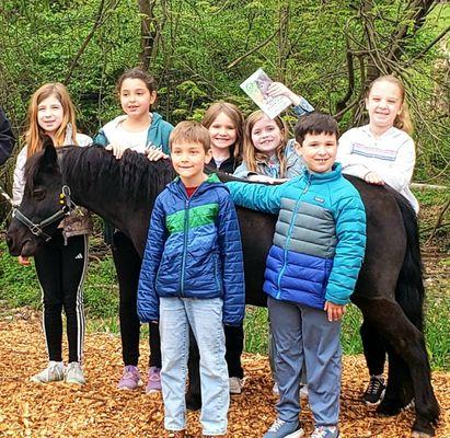 The students got to meet a mini pony who is the main character of a book written by a local auther! We painted ponies & made books!