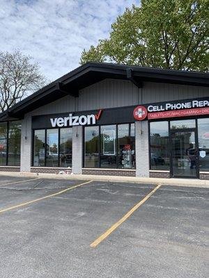 This is the front of the plaza