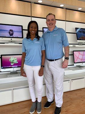 Our family has owned and operated this highly rated computer store in the Heights for the past 7 years. We would love to serve you.