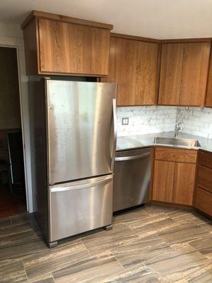 Cherry cabinets kitchen