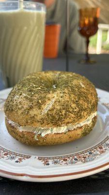 Zaatar bagel