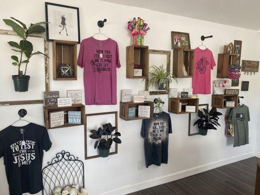 Darling Daisy Flowers & Gifts