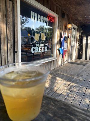 Harry’s On The Creek