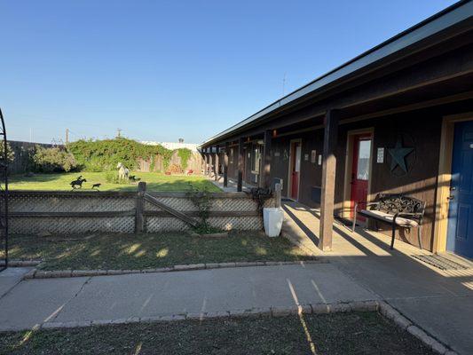 Lone Star Bed & Bale