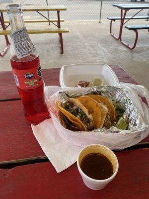 Quesataco Deshebrada Birria Style & a Fanta