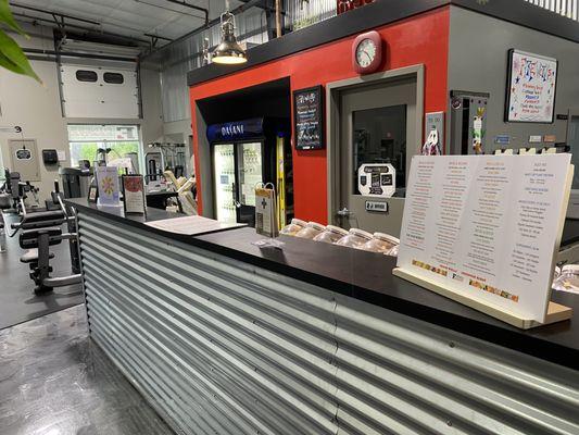 A juice bar in a gym!? Wish we had that back at home! Great time visiting this week! Thank you, Fitness Elevations, can't wait to come back!