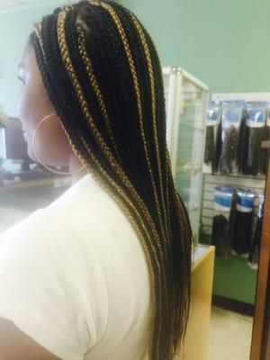 Bessi African Hair Braiding