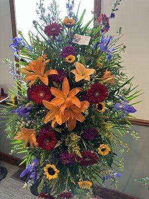 BETSCHMAN'S FLOWERS ON MAIN