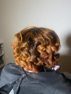 Vreelands beauty bar