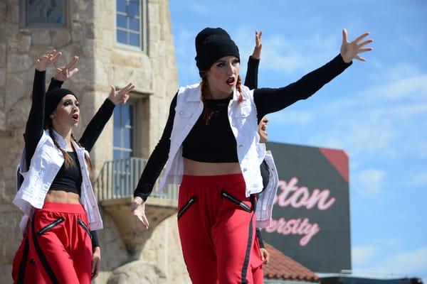 In The Moment Photography