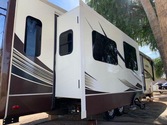 Espinosa Car Wash and Auto-detailing