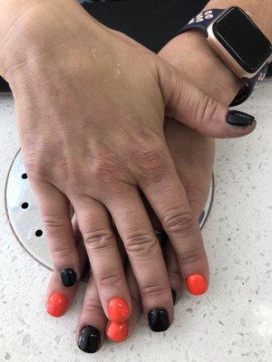 Spooky season is upon us and chen's nails delivered on a beautiful dip nail. I love coming here and they make me feel so special.