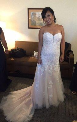 Words can't express how thankful I am to Lynn for how my dress turned out.